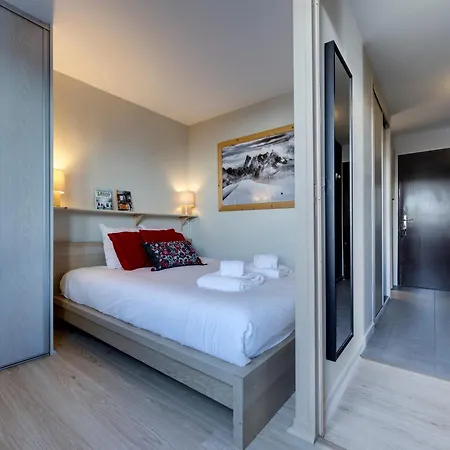 Val Claret: 2 Pieces, 4 Pers, Renove Et Proche Pistes - Fr-1-889-18 Apartment Tignes